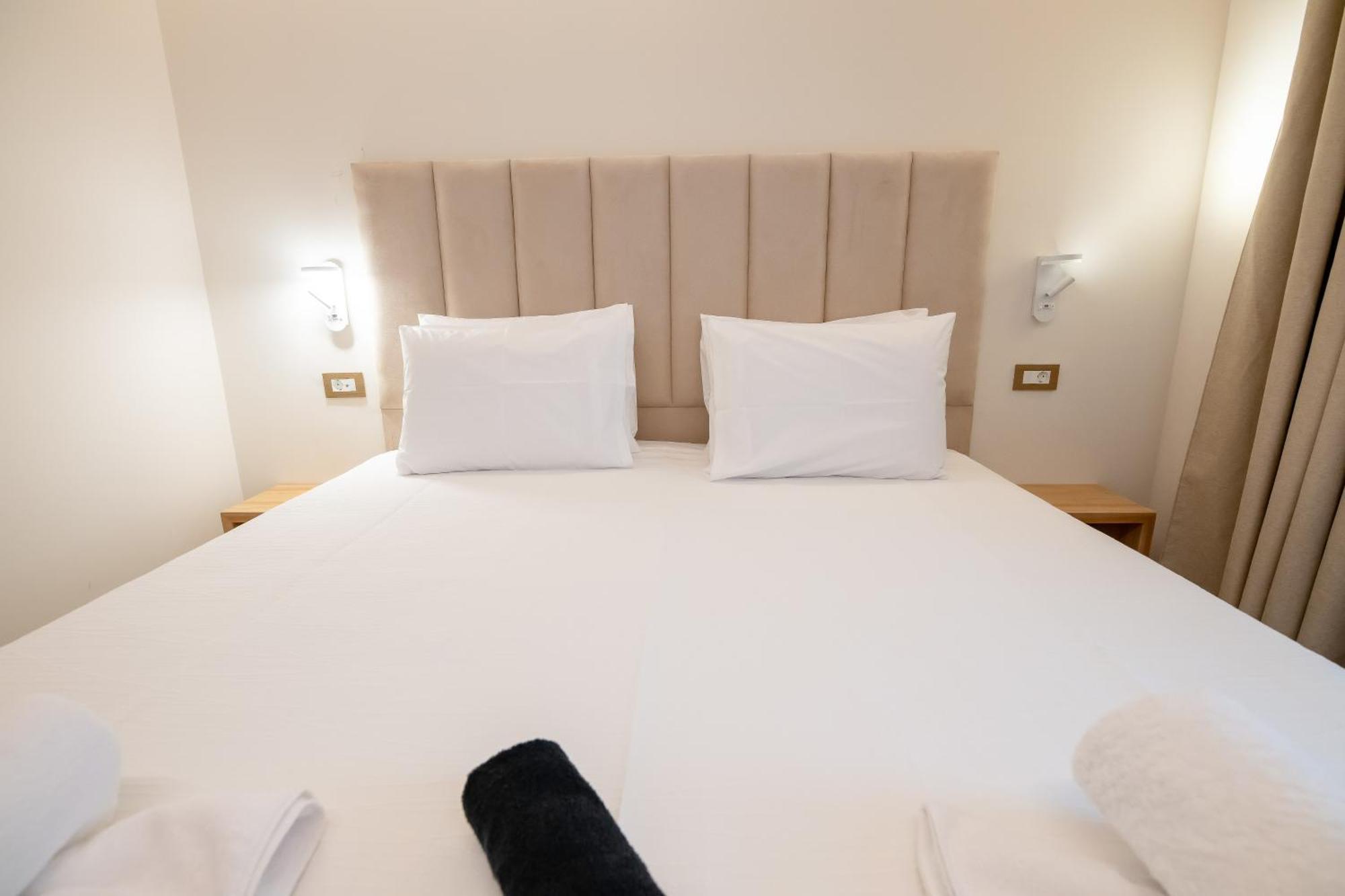 Ocean 11 Hotel 斯基亚索斯镇 外观 照片