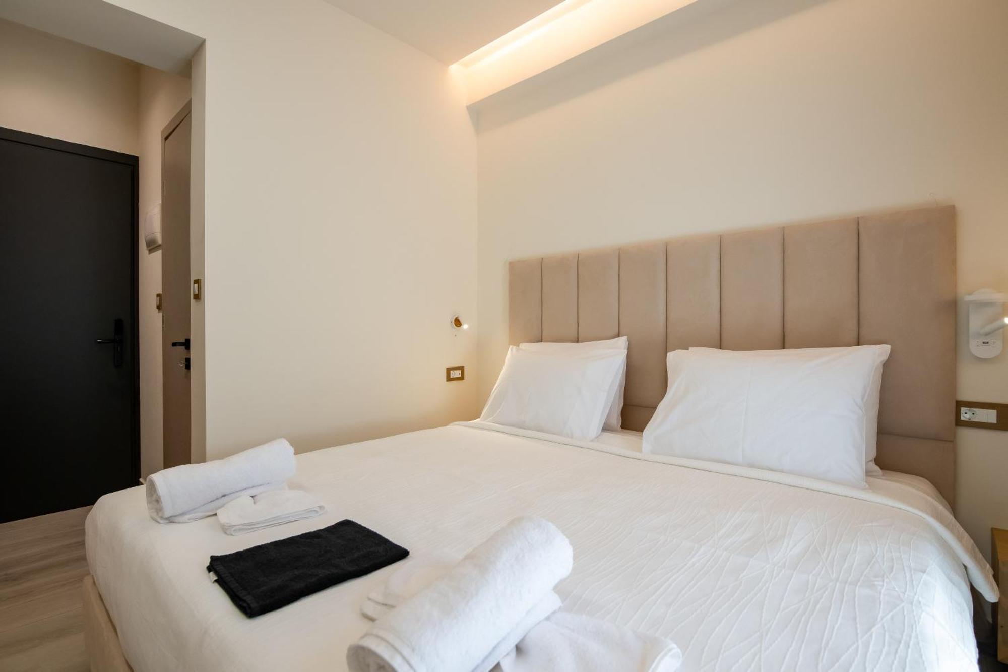 Ocean 11 Hotel 斯基亚索斯镇 外观 照片